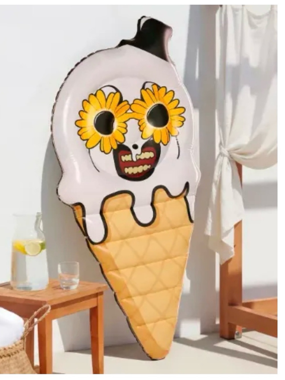 Art The Clown Pool Float